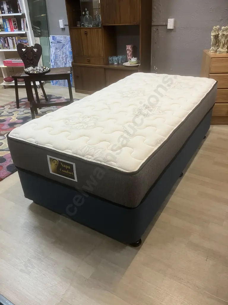 Single Size Napa Comfort Mattress With 2 Drawer Divan Base. 92 x 180cm Image 1++