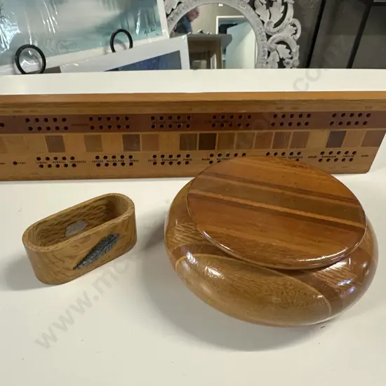 Vintage Wooden Ware Items Including Native Timbers Of New Zealand Cribbage Score Board, Trinket Dish & Napkin Holder