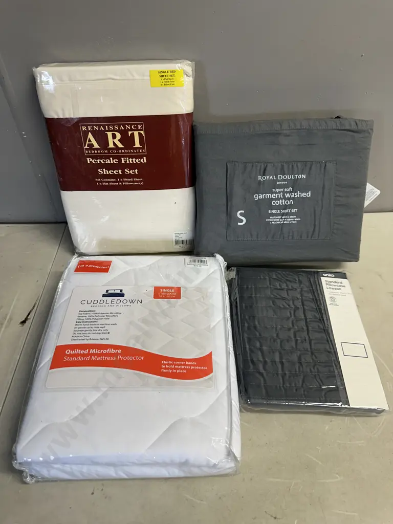 Single Bed Linen Including Royal Doulton Sheet Set Etc Image 1++