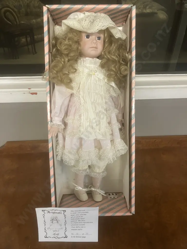 Gabrielle - Ariginals Hand Painted Porcelain Doll Limited #14 of 72, Hand Sewn Dress, New In Box (47cm) Image 1++
