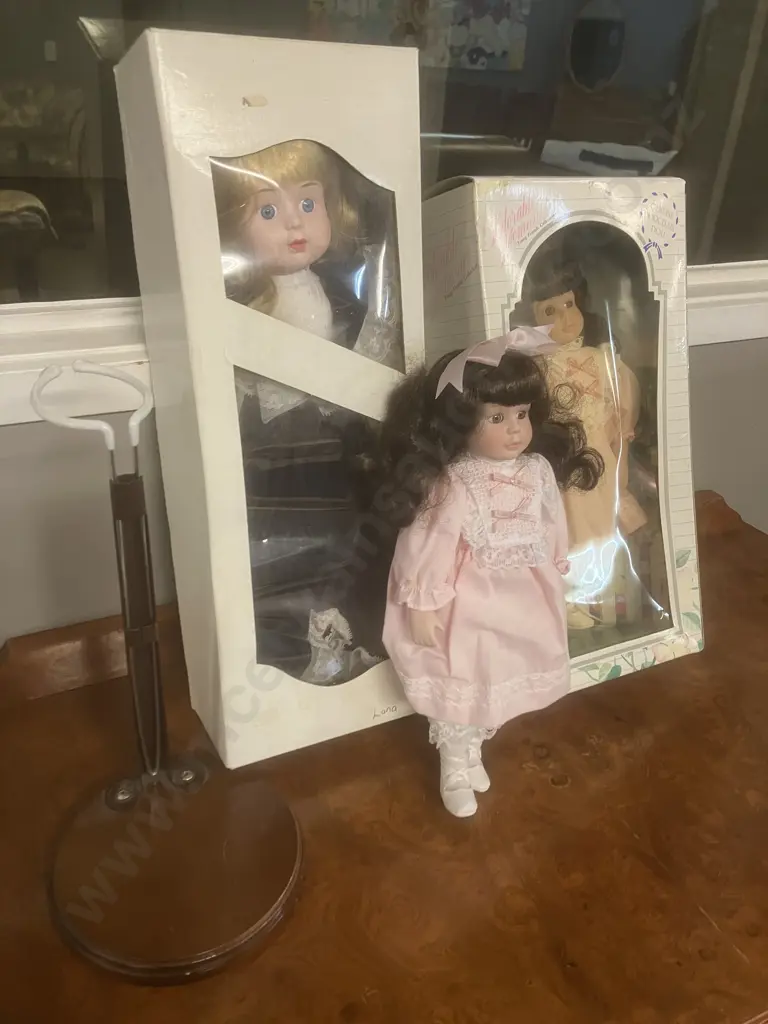 Porcelain Dolls x 2 Boxed & Porcelain Doll With Stand Image 1++