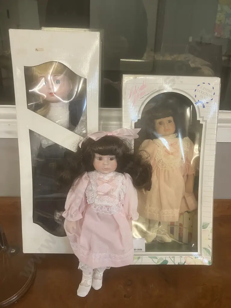 Porcelain Dolls x 2 Boxed & Porcelain Doll With Stand Image 1++