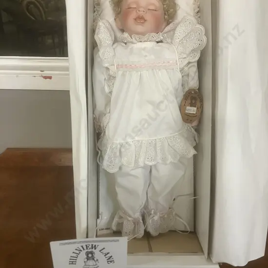 Ginny - Hillview Lane Porcelain Doll, Limited #362 / 480 With COA In Display Box, Original Clothing (45cm) #HN0305