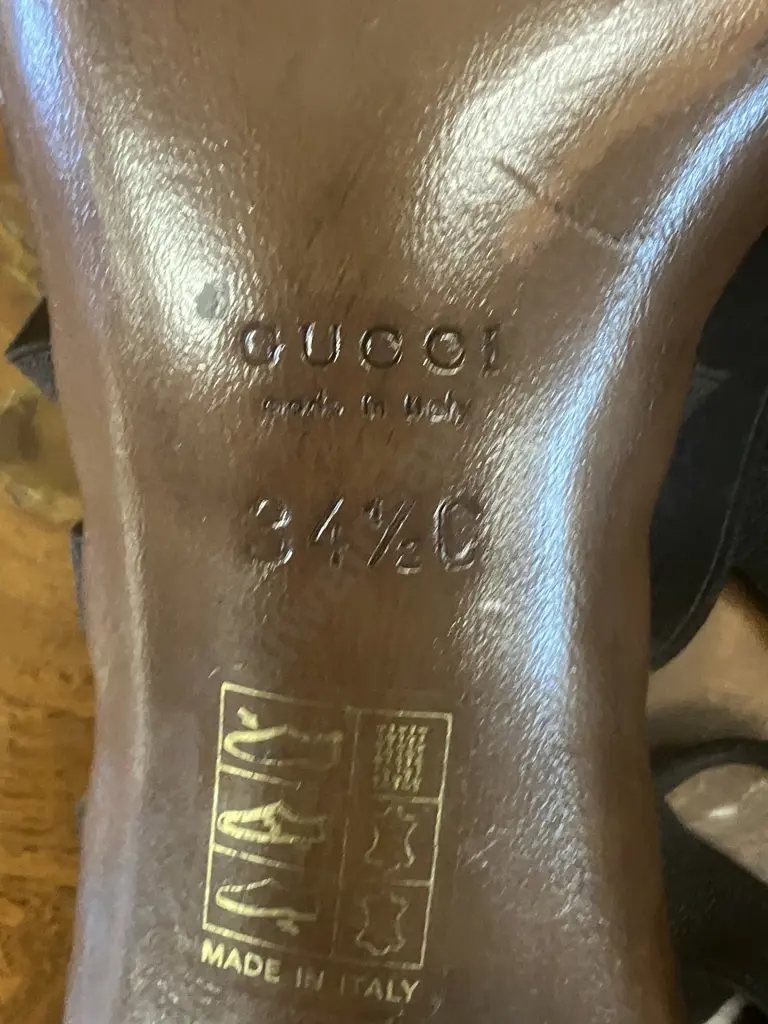 Pair of Gucci Stiletto Heels Size 34 1/2 C Image 1++