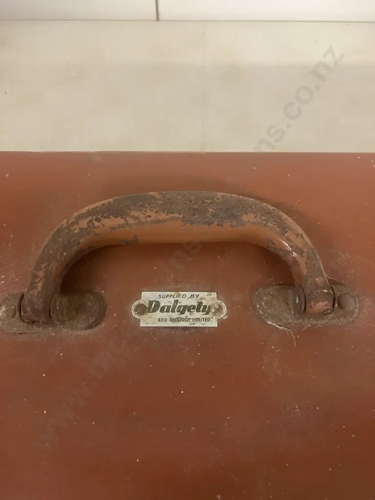 Vintage Knitmaster 4500 Knitting Machine With Original Case c1950s Made In Britain Image 1++