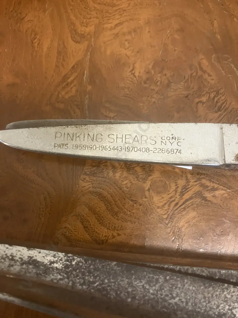 Vintage Taylors Shears & Pinking Shears Image 1++