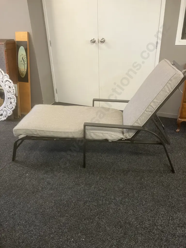 Mimosa St Andrews Sunlounger Image 1++