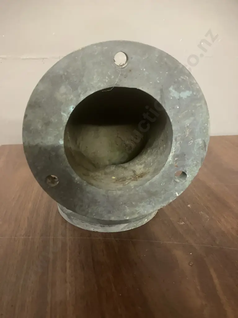 Steel Flanged Elbow Image 1++