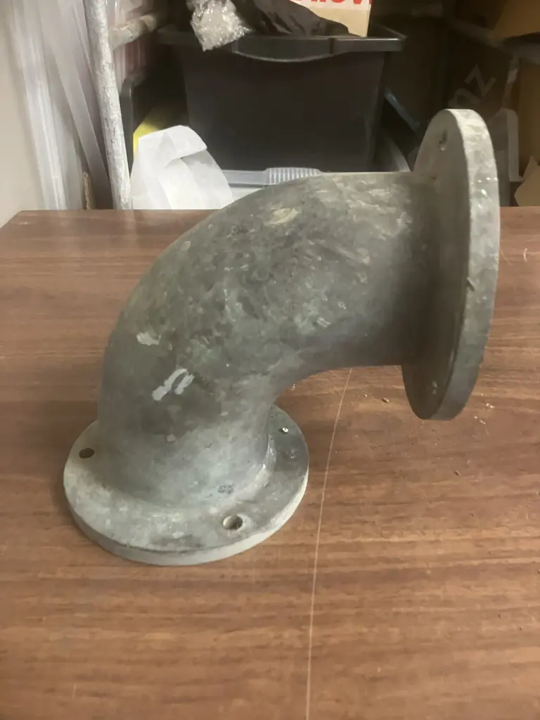 Steel Flanged Elbow Image 1++