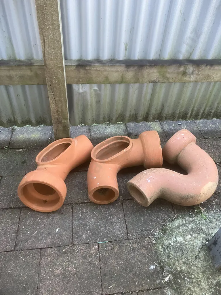 Three Clay Pipes Image 1++