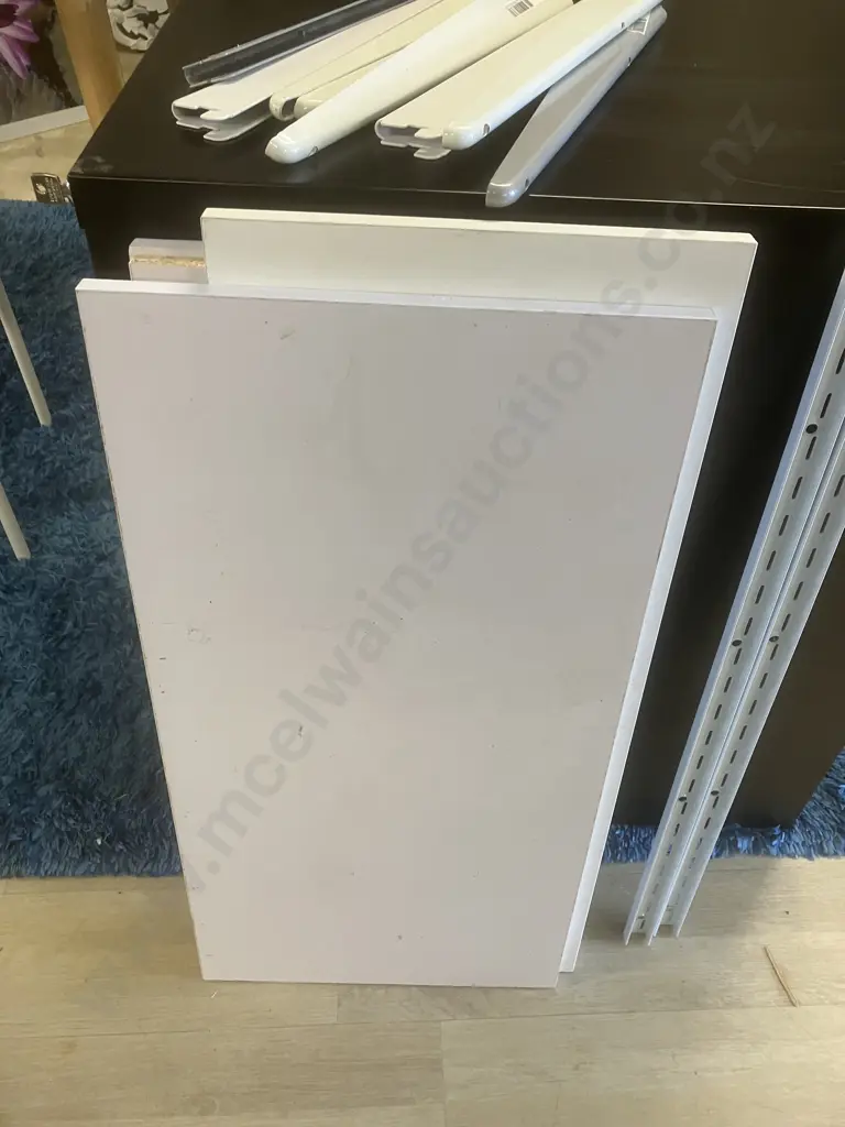 Number 8 Wall Mount Shelf With Brackets & Shelves Image 1++