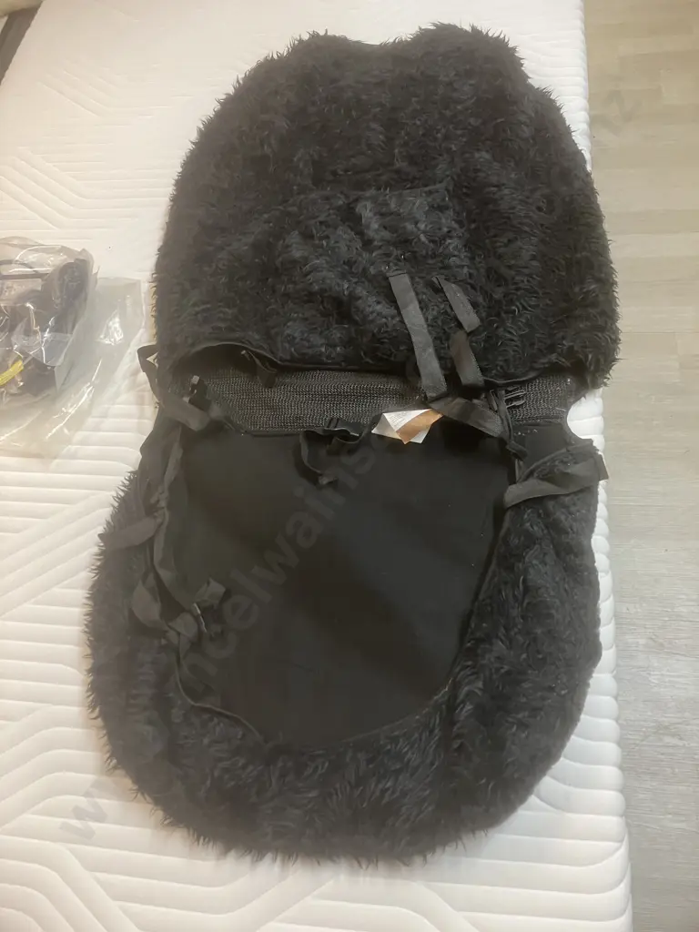 Black Sheepskin Car Seat Cover Image 1++