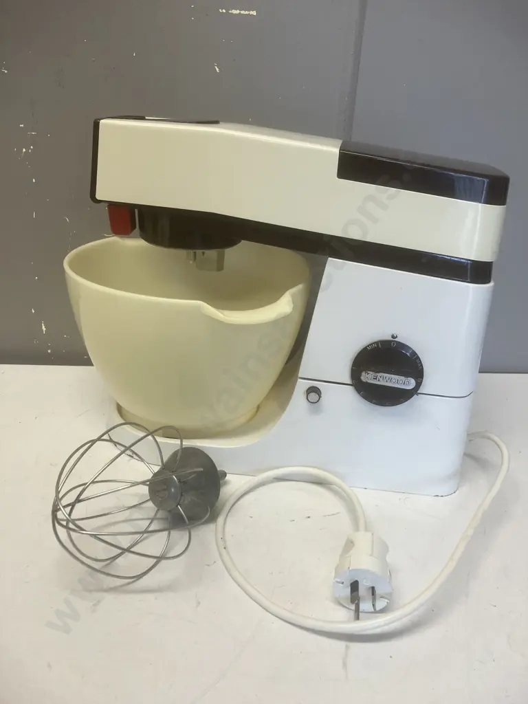 Retro Kenwood Chef Image 1++
