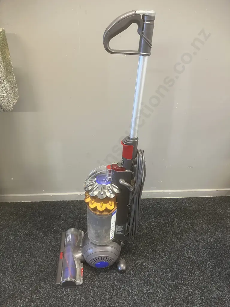 Dyson Smallball Multifloor Upright Vacuum Cleaner Image 1++