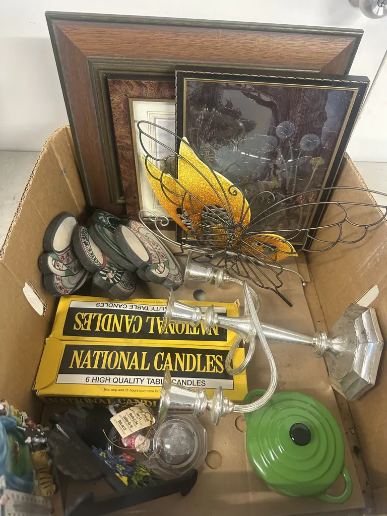 Box Lot Of Assorted Items Including Artwork, Candles Etc Image 1++