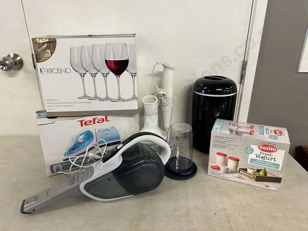 Black & Decker Dust Buster, Krosno Red Wine Glasses, Tefal Iron Etc Image 1++