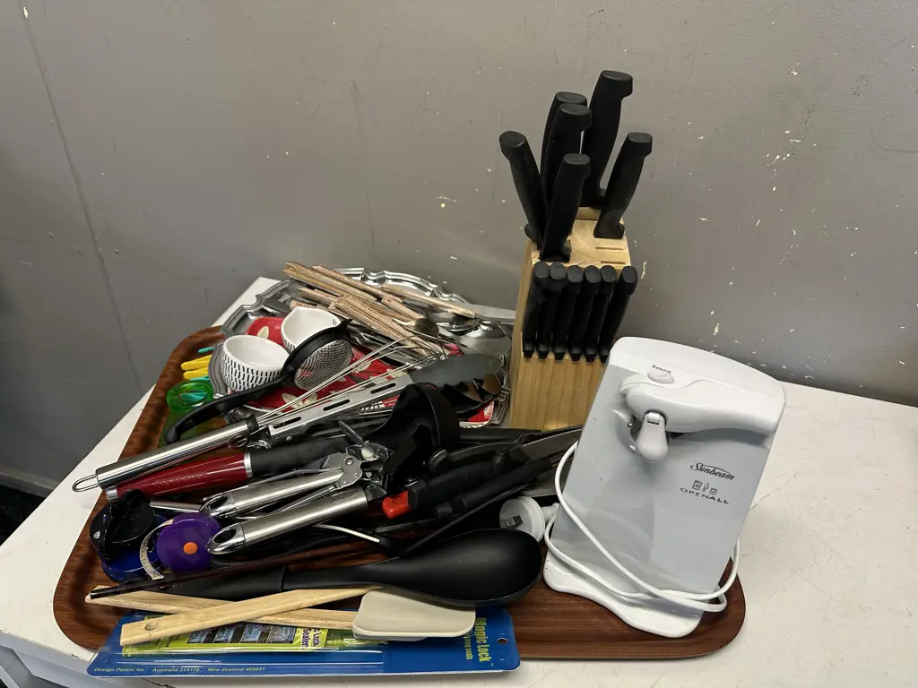 Selection Of Kitchen Items Including Knife Block, Sunbeam Can Opener Trays Etc Image 1++