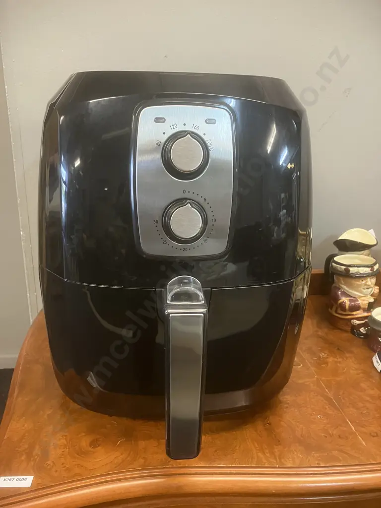 Maxkon Air Fryer Image 1++