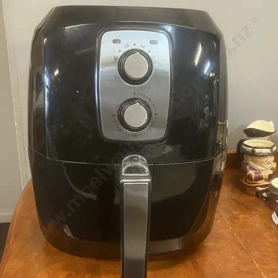 Maxkon Air Fryer