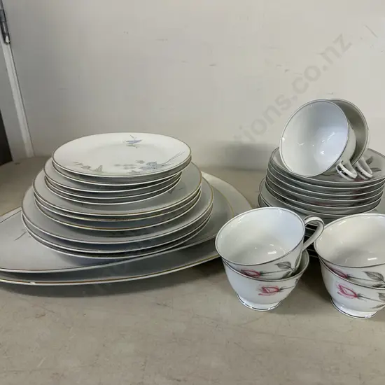 Hutschenreuther Dinnerware With Noritake Trios