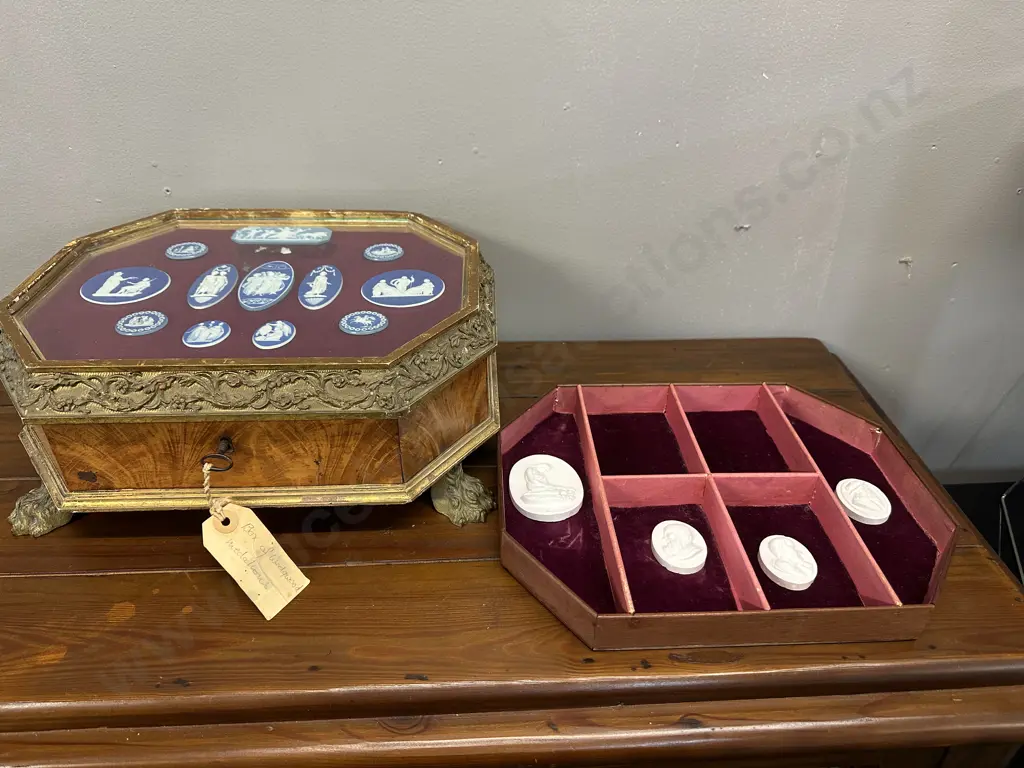 An Antique Velvet Lined Display Case, Ornate Gilt With Metal Claw Feet. 12 x Late 18th.Century Antique Wedgwood Plaques Image 1++