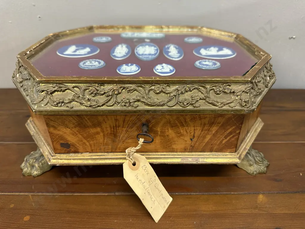 An Antique Velvet Lined Display Case, Ornate Gilt With Metal Claw Feet. 12 x Late 18th.Century Antique Wedgwood Plaques Image 1++