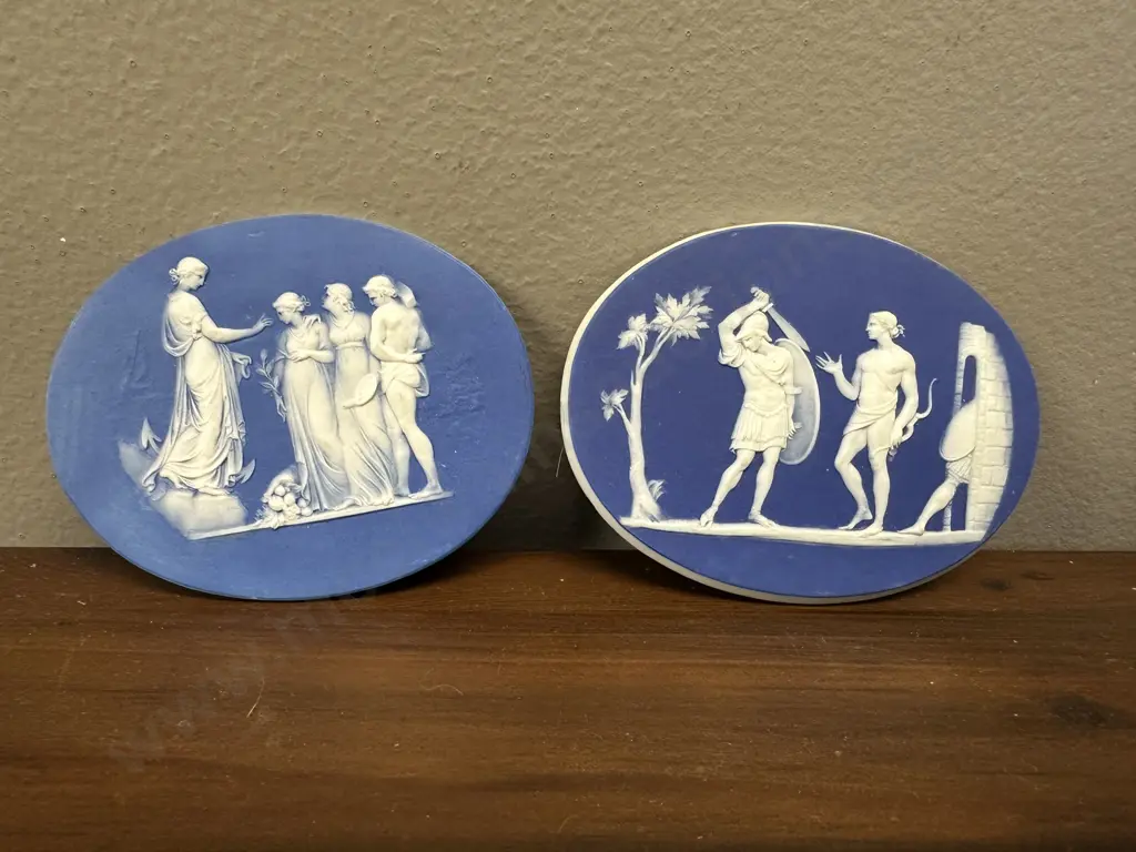 Pair of Wedgwood Oval Plaques, Blue Jasper Dip In Low White Relief  - Late 18th. Century. 6.5 x 8cm Image 1++