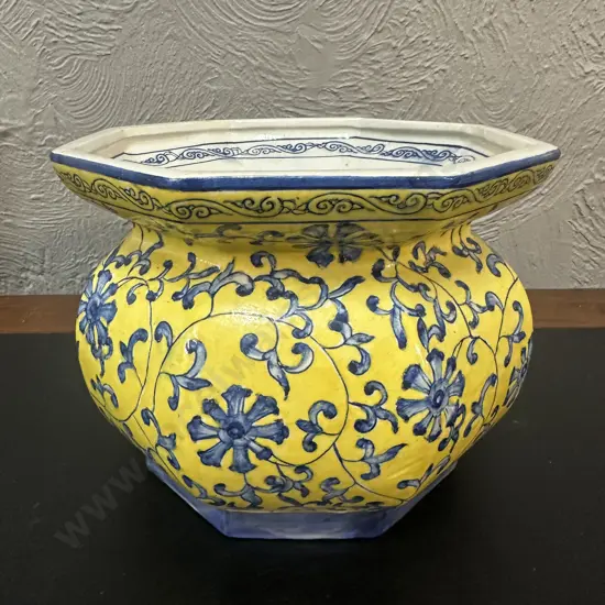Qing Dynasty Style Chinese Ceramic Jardiniere Bright Yellow Background With Blue Floral & Scrolling Vine Pattern H17cm.