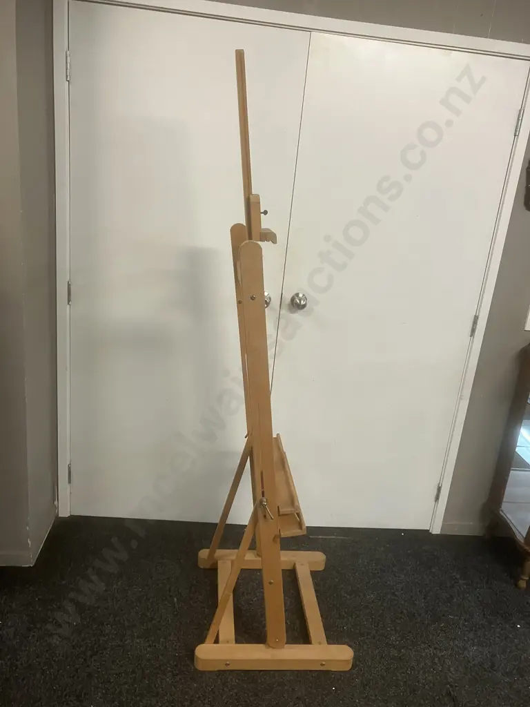 Large MABEF Studio Easel - Made In Italy Image 1++