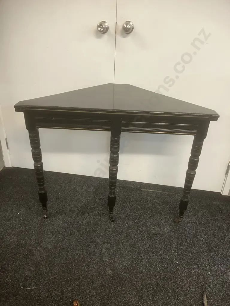 An Edwards and Roberts Style Antique Ebonised Card Table, Turnover Top Green Baize, Turned Supports & Castors. 72 x 96cm Image 1++