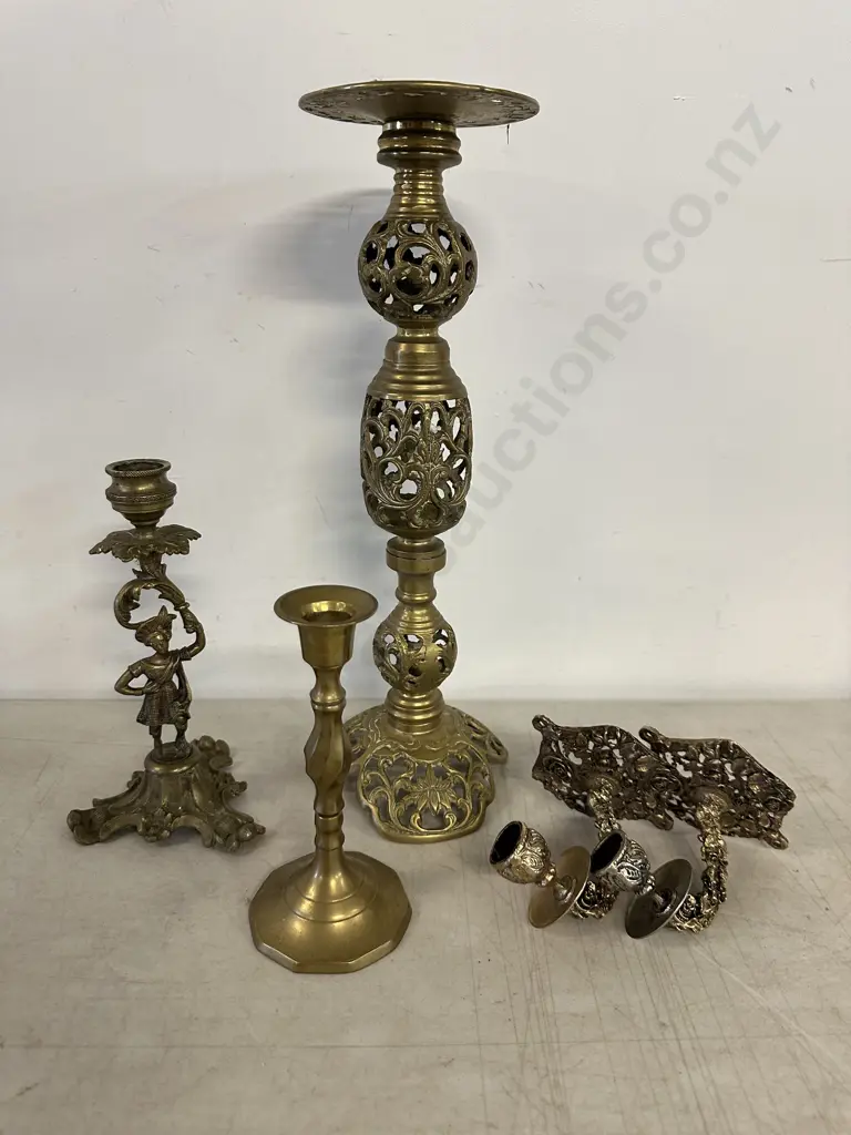 Assorted Brass Ware Candle Holders Image 1++