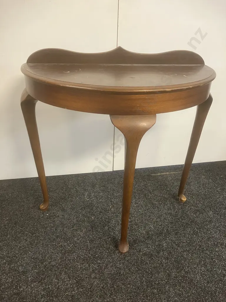 Mahogany 1/2 Round Table With Cabriole Legs. H77 W77.5 D41cm Image 1++