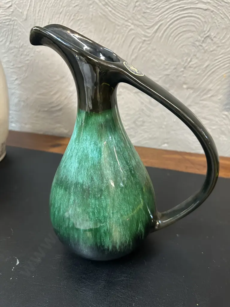 Blue Mountain Pottery Jug H27cm. Image 1++