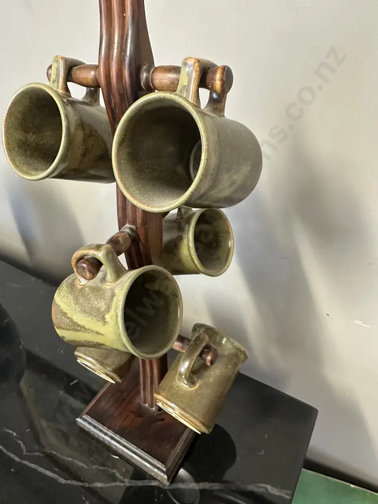 Vintage Temuka Coffee Mugs On Wooden Tree  Image 1++