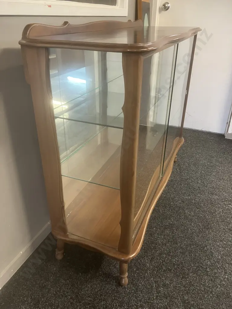 Vintage Mahogany & Glass China Display Cabinet, Mirror Backed, Glass Shelves & Sides, Turned Legs. H98 W121.5 D39cm Image 1++