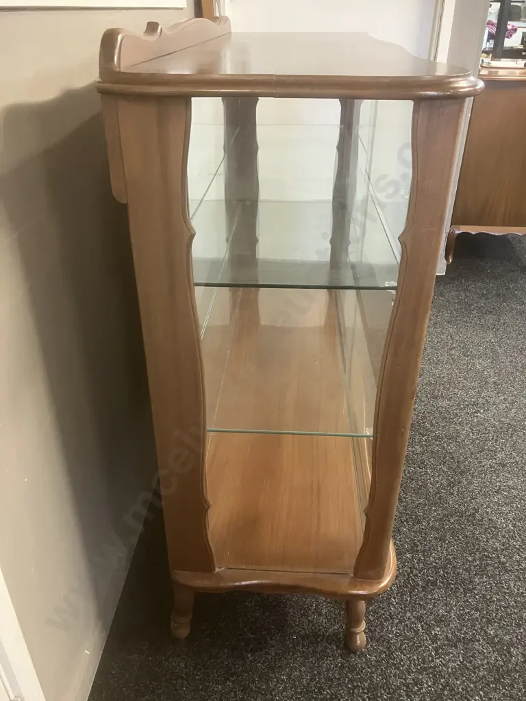 Vintage Mahogany & Glass China Display Cabinet, Mirror Backed, Glass Shelves & Sides, Turned Legs. H98 W121.5 D39cm Image 1++