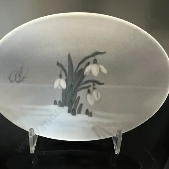Vintage Royal Copenhagen Oval Plate #2685 852 W16 D11cm.