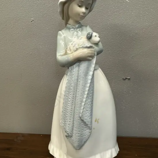 Nao Porcelain Figurine Young Girl With Puppy Model 241