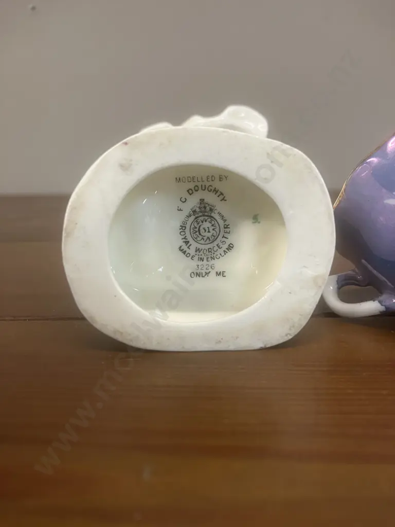 A Royal Worcester "Only Me" Porcelain Figure #3226 FC Doughty c1950's - England. H15.5cm With a Lusterware Demitasse Cup Image 1++