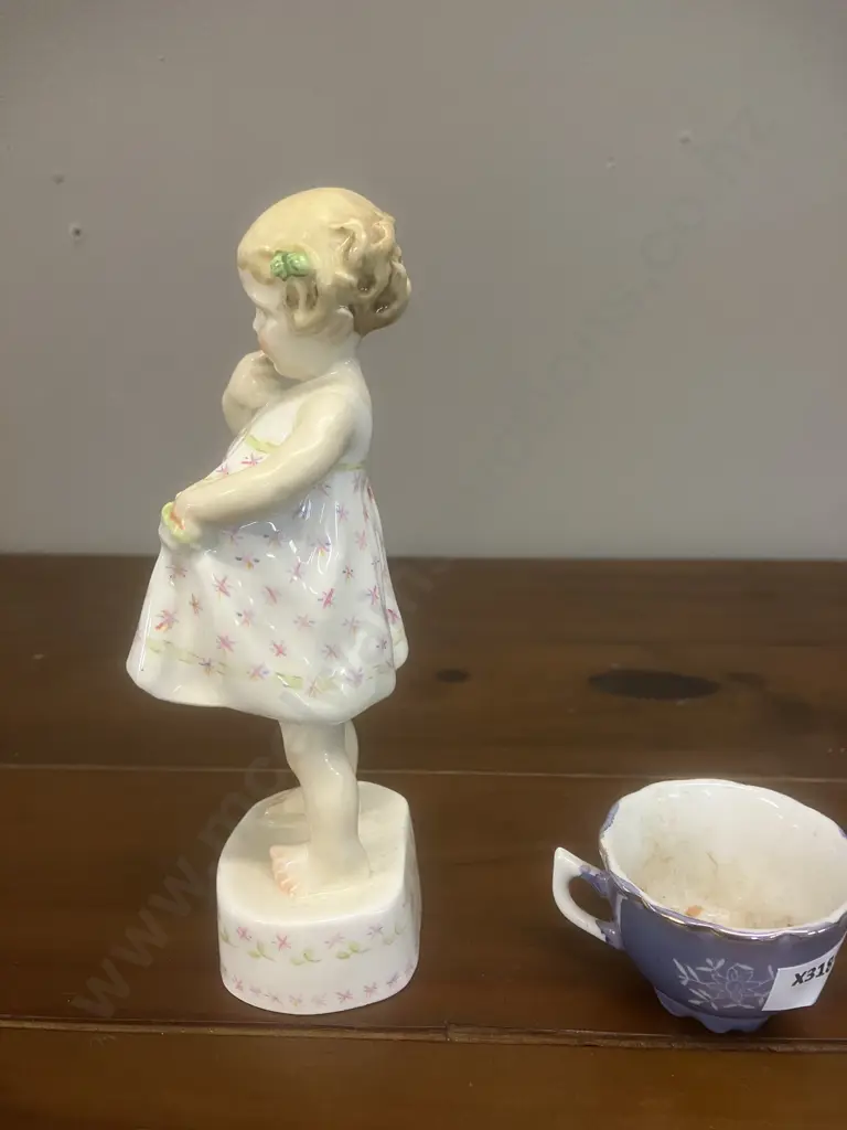 A Royal Worcester "Only Me" Porcelain Figure #3226 FC Doughty c1950's - England. H15.5cm With a Lusterware Demitasse Cup Image 1++