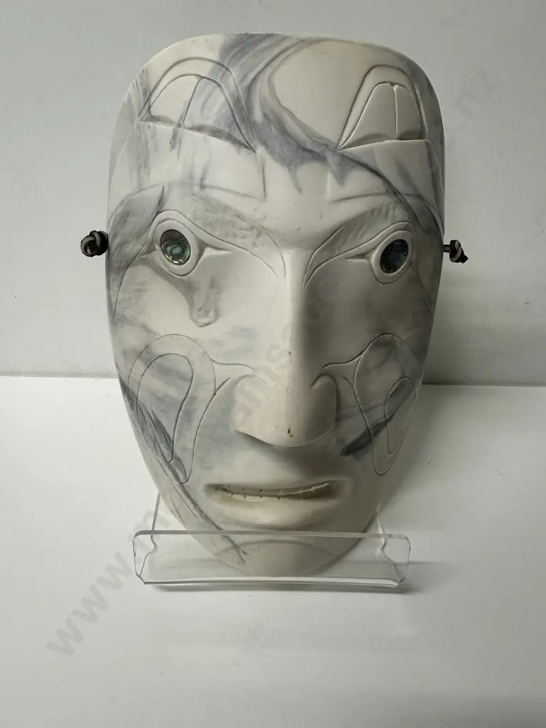 Pearlite Marble Craft Native Tribal Mask Wall Hanging, Abalone Eyes - Canada. 24 x 19cm Image 1++