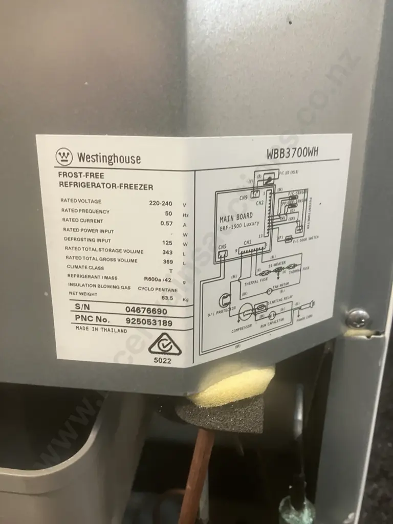 Westinghouse 346L Bottom Mount Frost Free Fridge Freezer - White. WBB3700WH Image 1++