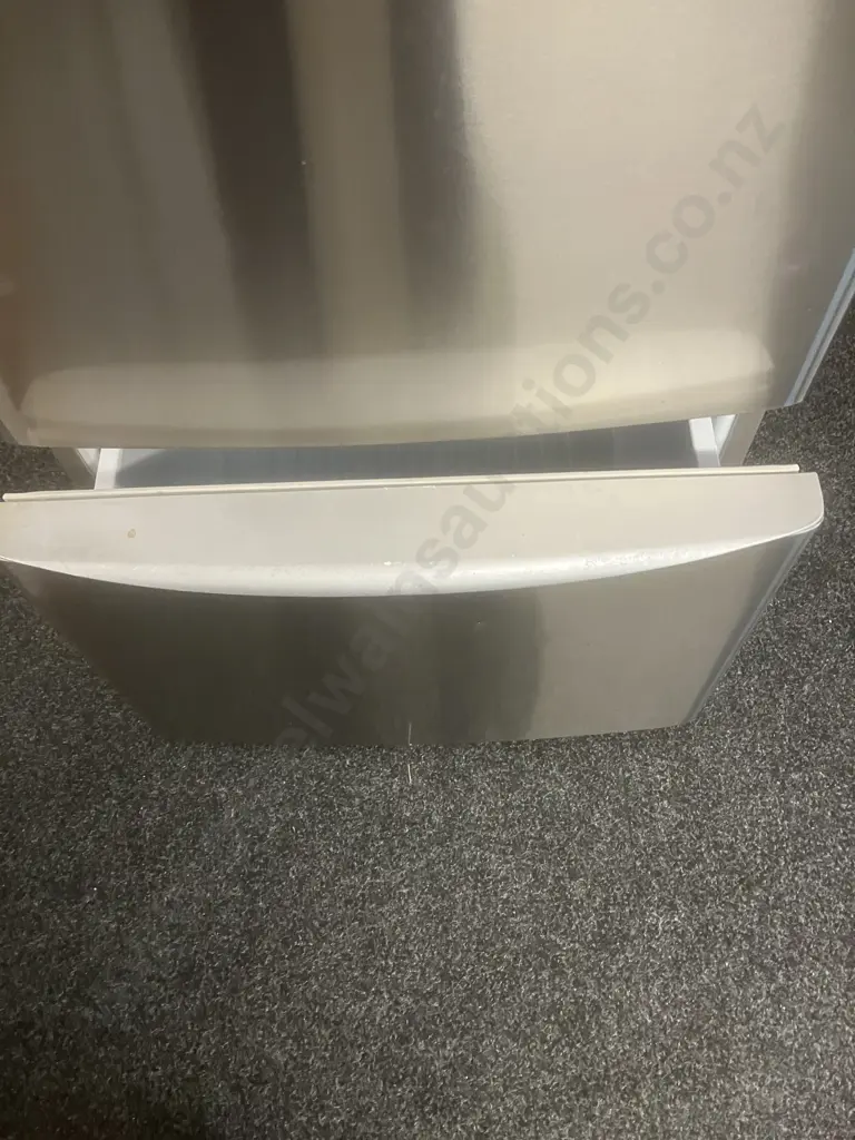 Fisher & Paykel 354 Litre ActiveSmart Fridge-Freezer With Bottom Drawer Model E415HRX3, Stainless Steel, #BRG776168 Image 1++