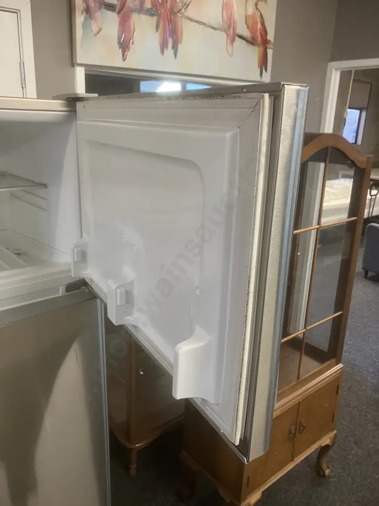 Fisher & Paykel 354 Litre ActiveSmart Fridge-Freezer With Bottom Drawer Model E415HRX3, Stainless Steel, #BRG776168 Image 1++