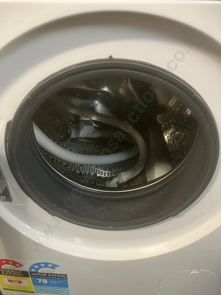 Bosch 9kg Series 6 Front Load Washing Machine - White. WGA244UOAU Image 1++