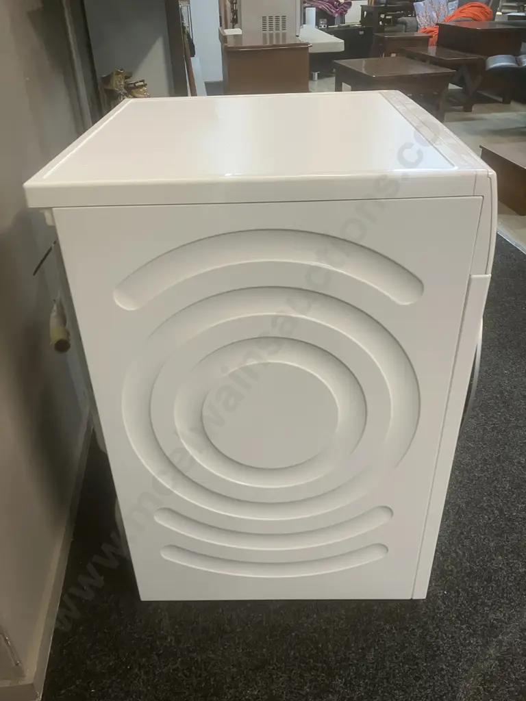 Bosch 9kg Series 6 Front Load Washing Machine - White. WGA244UOAU Image 1++