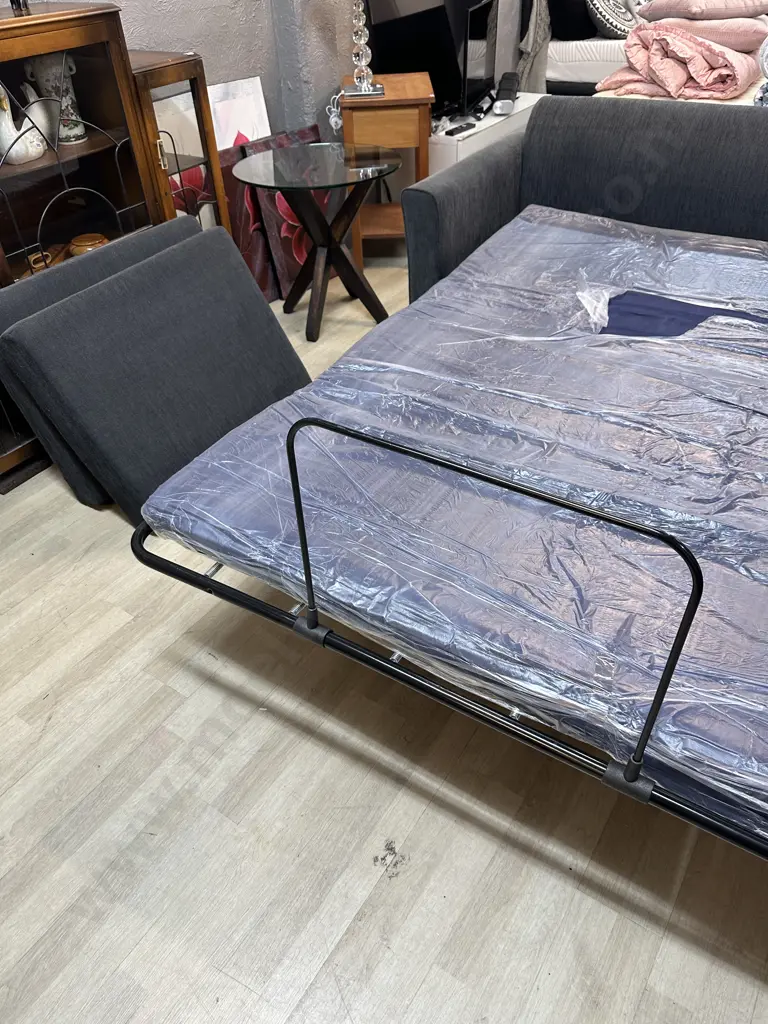 SOM'TOILE Grey 2-Seater Fold-Out Sleeper Sofa H76 W180 D76cm. Image 1++