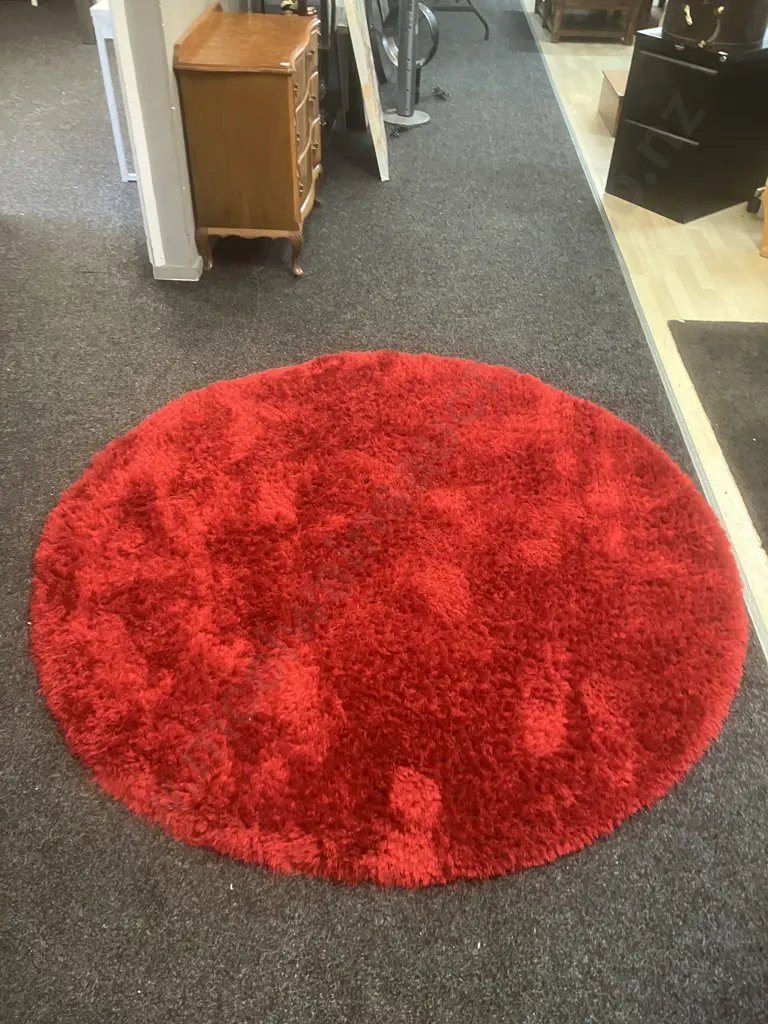 Limon Red Round Floor Rug - Boston Shag. 180 x 180cm Image 1++