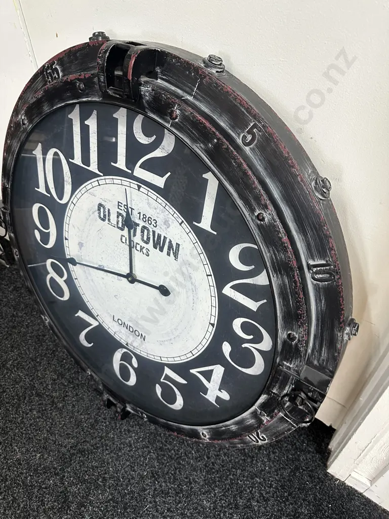 Industrial Style Round Clock Distressed Metal Frame & White face Labeled 'Old Town Clocks' Est 1863 London Dia80x80cm. Image 1++