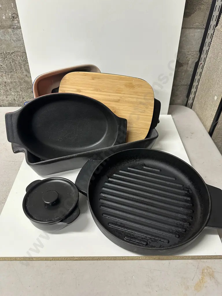 Kitchen Aid Pan, Baking Dish Etc Image 1++